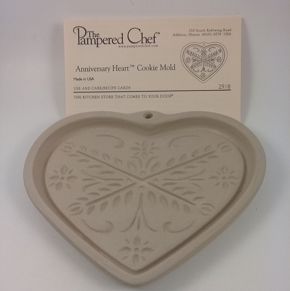 Pampered Chef Anniversary Heart Cookie Mold - Picture 2 of 6